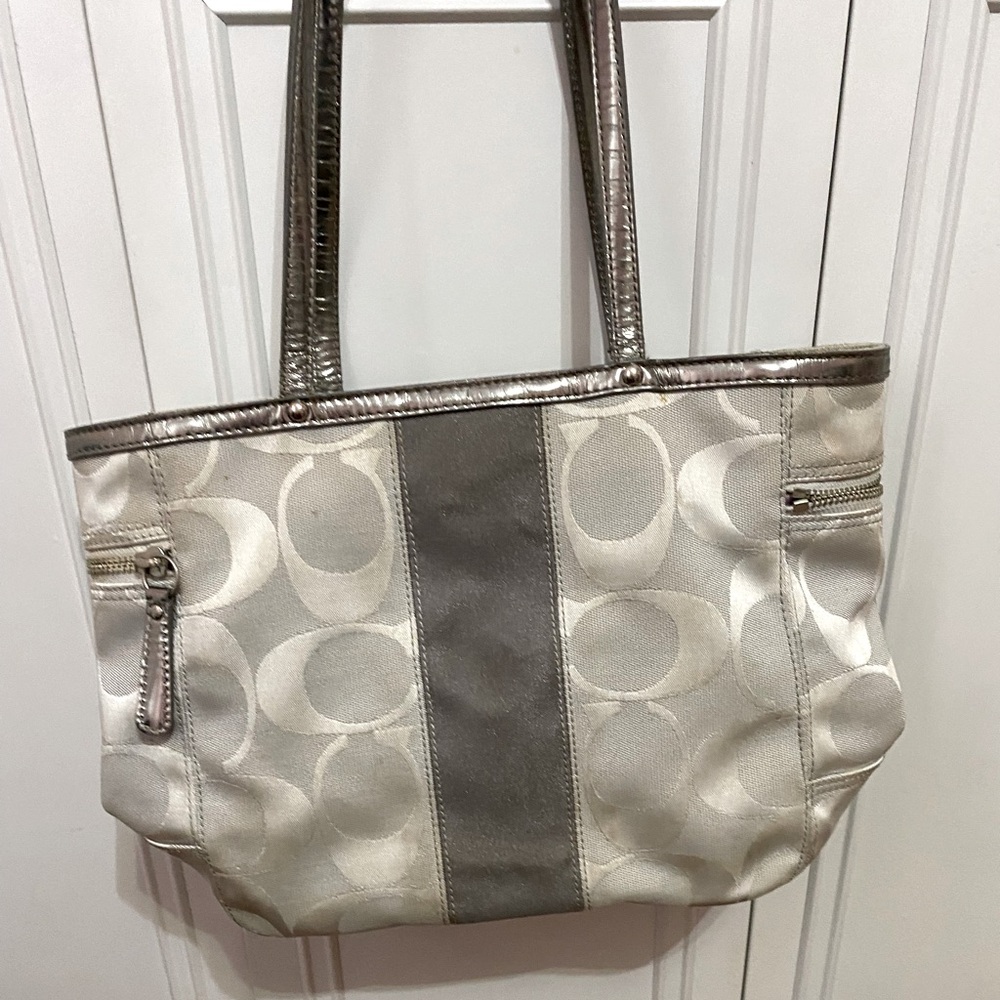 Coach Signature Stripe Shoulder Tote Bag in Gray Silver M0849-13280